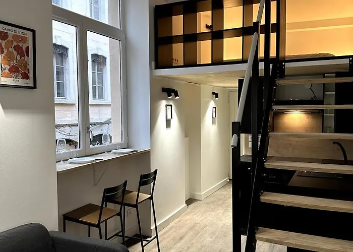 Apartment L'hypercentral - 4 Chapeaux *